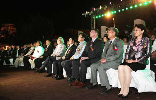 城建地產(chǎn)“青島印象”品牌發(fā)布會(huì)隆重舉行