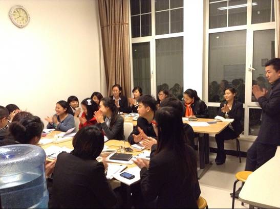 青島印象置業(yè)顧問(wèn)敬業(yè)精神感動(dòng)客戶