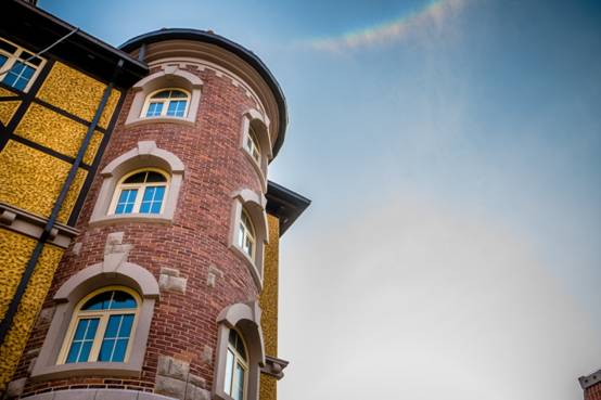 青島印象山建筑立面設(shè)計(jì)獲得廣泛贊譽(yù)