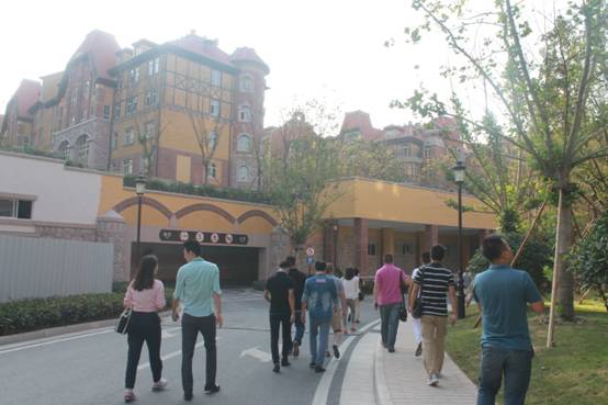 青島主流媒體記者團(tuán)參觀青島印象山