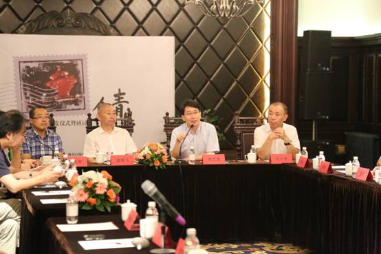 《人文青島》第一季首發(fā)儀式在集團(tuán)多功能廳舉行